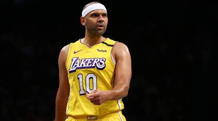Lakers’ Jared Dudley Claps Back at Hater, Explains His Role on the Team