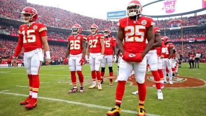 NFL Insider Links Chiefs’ All-Pro Free Agent to Eagles, Chargers