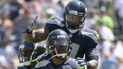 Seahawks Sign Former Seattle Pass Rusher