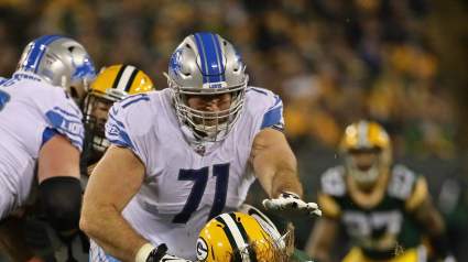 Packers Agree to Terms With Former Lions Offensive Lineman: Report