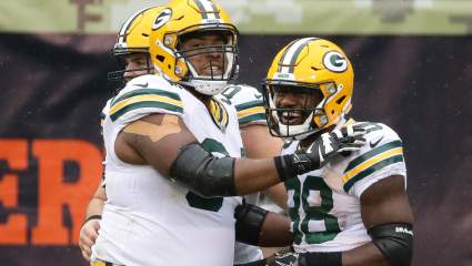 Falcons Agree to Terms With Ex-Browns, Packers Lineman