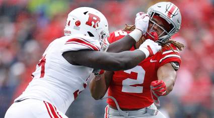 Raiders Sign Award-Winning Offensive Lineman From Rutgers
