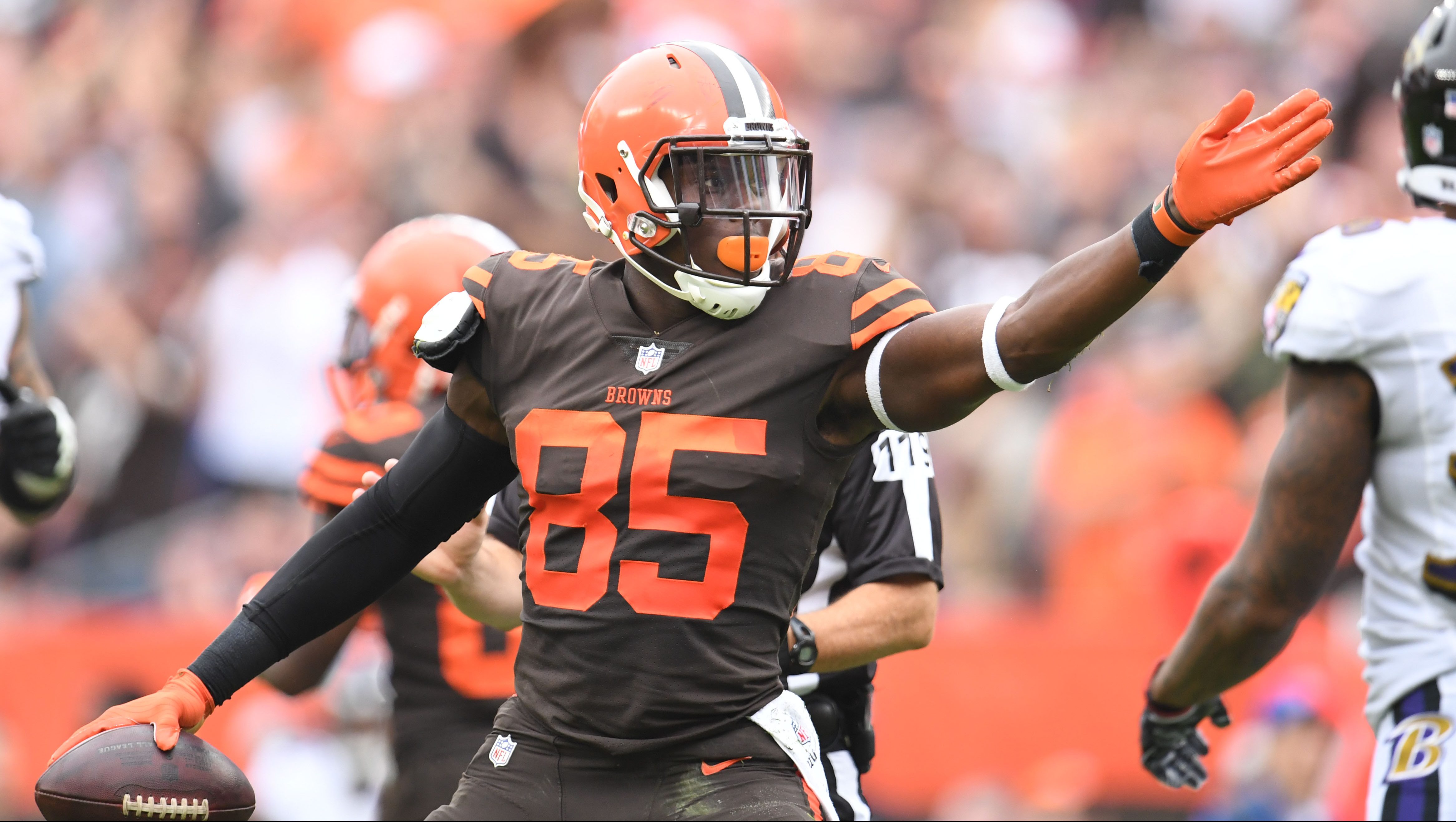 Browns TE David Njoku Reacts To Contract News