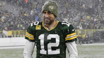 New Packers QB Jordan Love Has First Talk With Aaron Rodgers