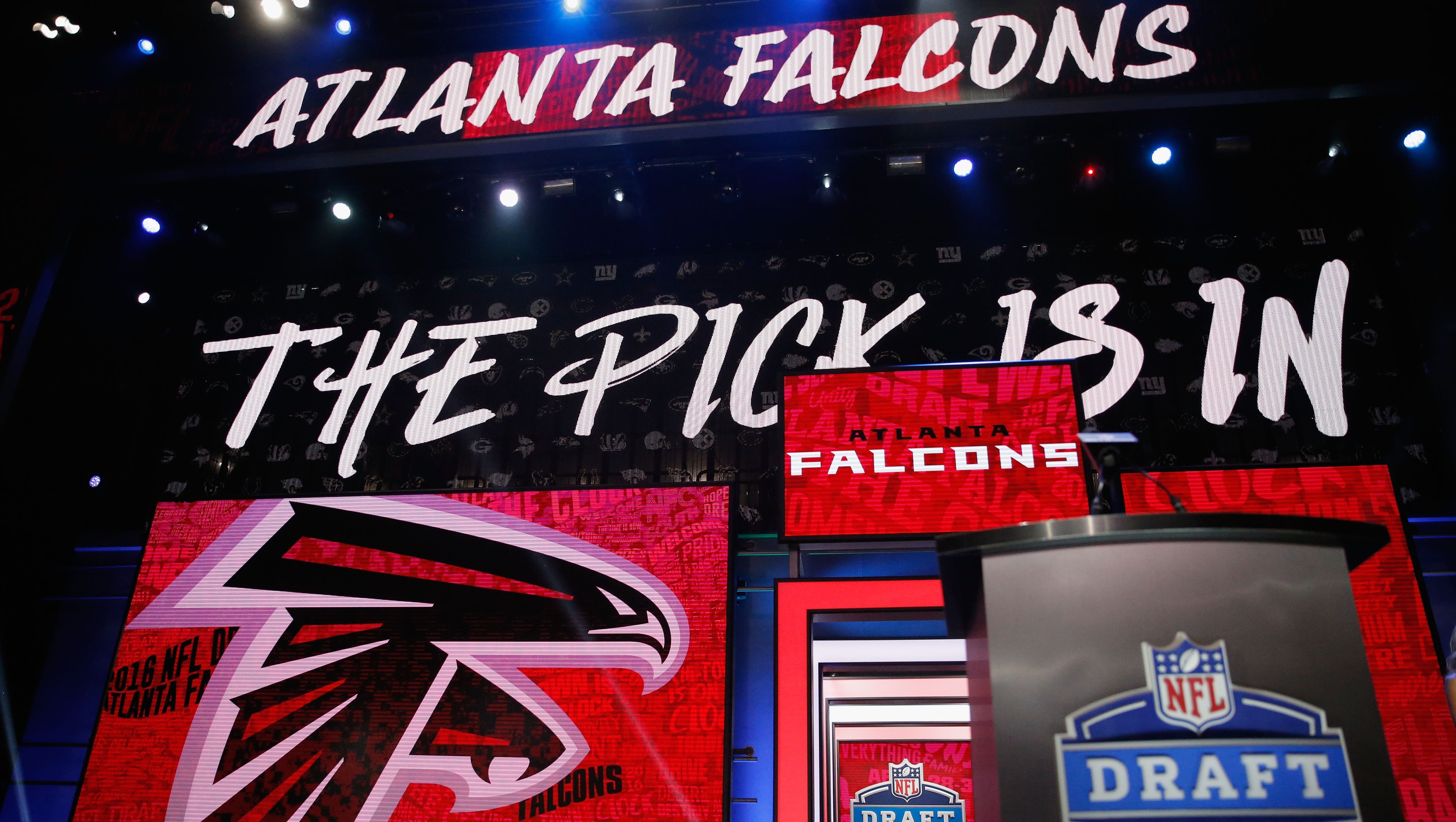 Falcons GM Has Awesome Virtual Draft Setup [WATCH]