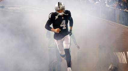 Derek Carr Makes Bold Claim About Raiders, Sends Message to Critics
