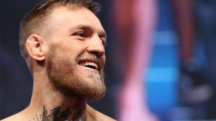 Conor McGregor Agrees to Middleweight Superfight: ‘I Accept’