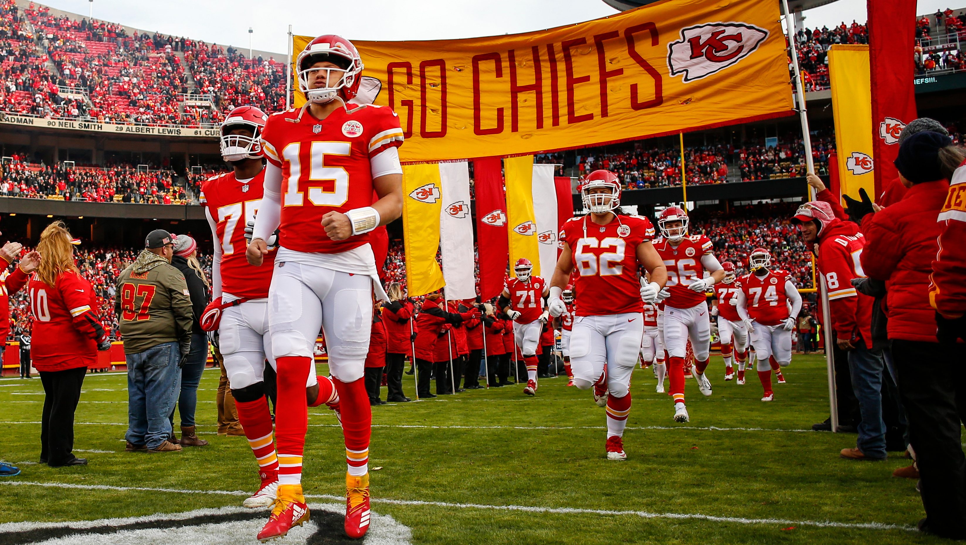 Chiefs’ Projected 2020 Starting Lineups Released | Heavy.com