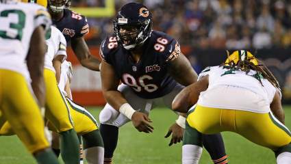 Bears’ Akiem Hicks Trolls Packers, Packer Fans on Twitter