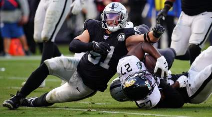Veteran LB Cryptically Hints He’s in Talks to Re-Sign With the Raiders
