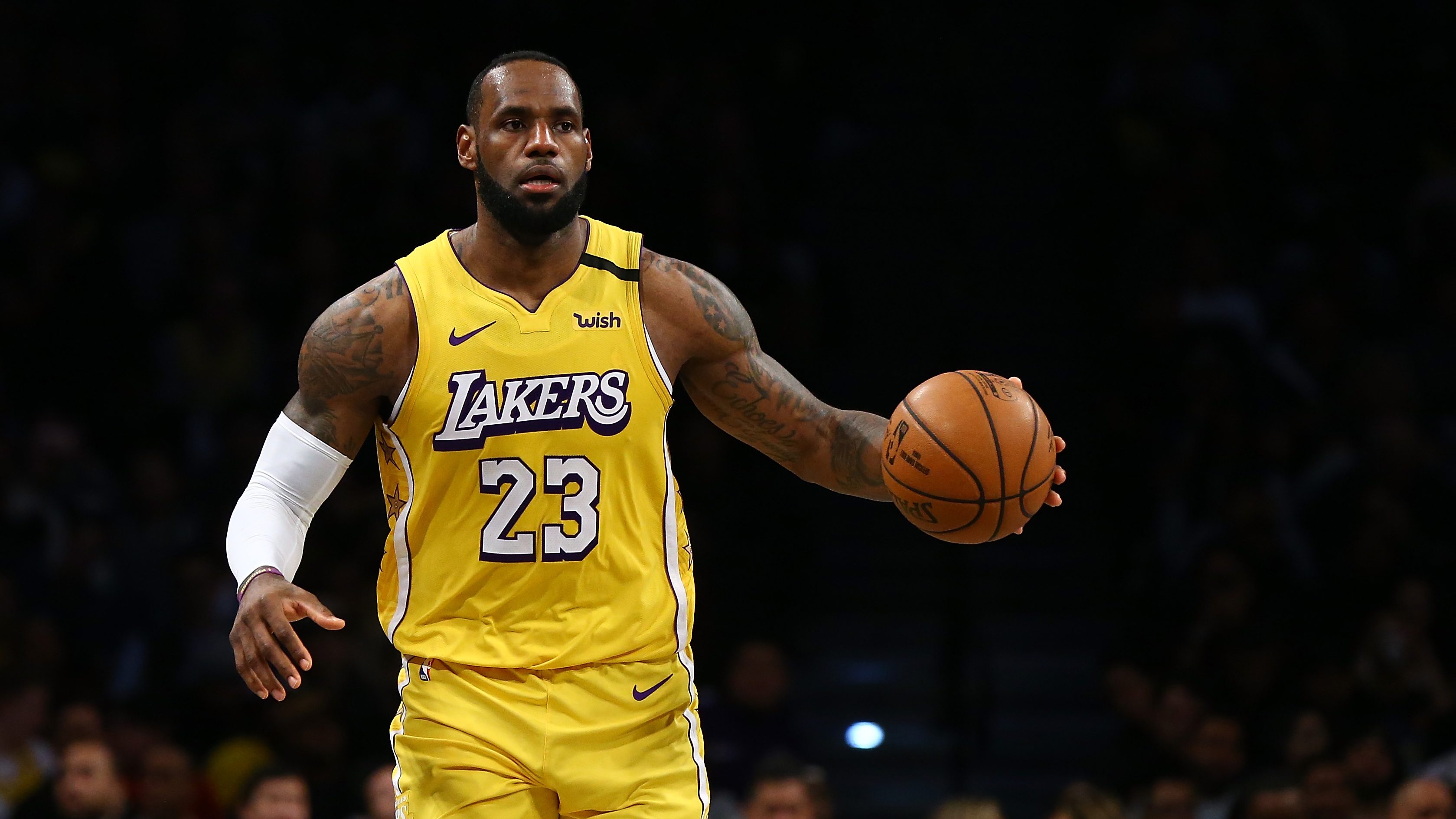 Lakers Coach Reveals Why LeBron  James  Is League MVP Why 