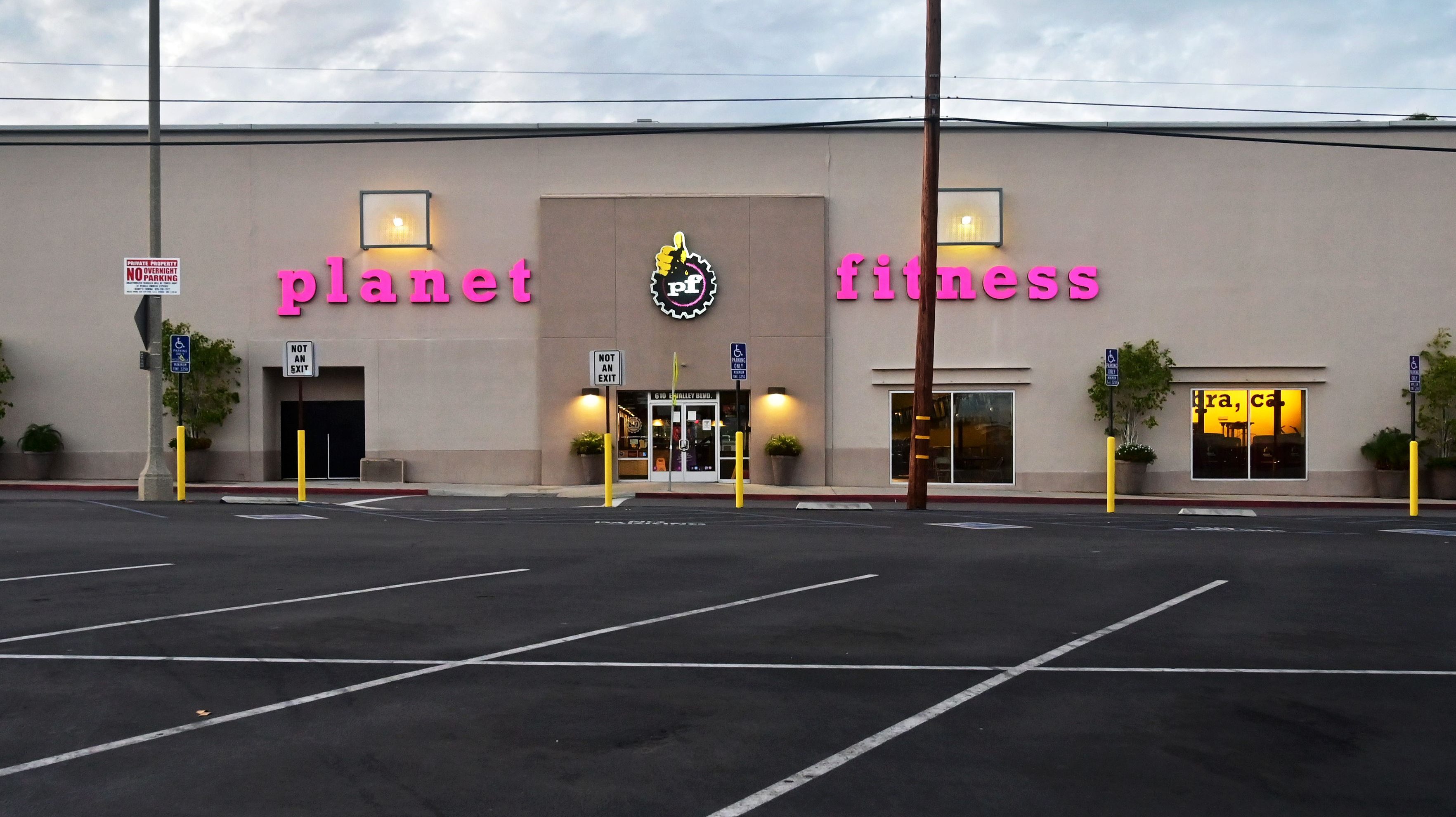 15 Minute Is planet fitness closed on sundays for Build Muscle