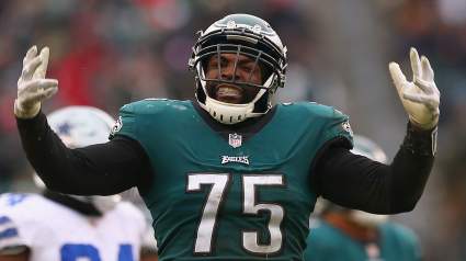 Eagles’ Vinny Curry Explains Getting the ‘Itch’ & Why He Signed So Late