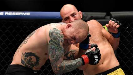 UFC Fighter Apologizes Mid-Fight For Gruesome Beatdown [WATCH]