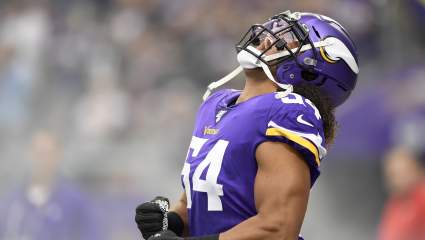 Vikings Star Whose Grandpa Died From COVID-19 Calls Out NFL