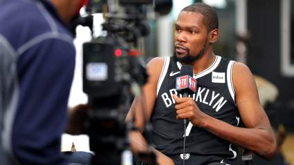 Kevin Durant Inks New Show With Ex-Warriors Reporter