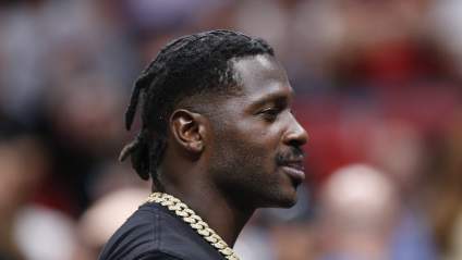 Antonio Brown Posts Teaser Wearing Ravens Jersey [LOOK]