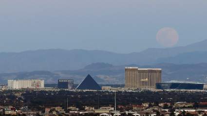 MGM Las Vegas Offers NBA a Season-Saving Coronavirus Plan: Report