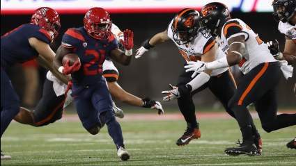 Patriots New 5’5″ RB’s Highlights Suggest He Could Be Big Surprise [WATCH]