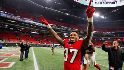 Injury Update: Falcons Starter ‘Right on Schedule’ Post Surgery