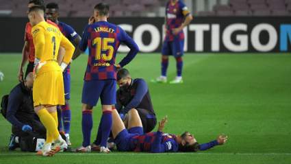 Barcelona’s Defensive Problems Pile Up Ahead of Sevilla