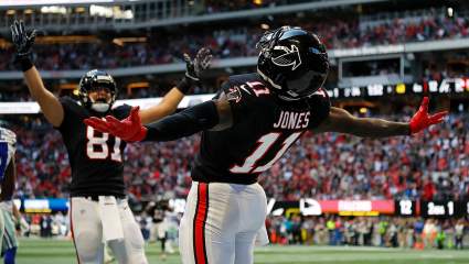 Falcons All-Pro WR Tops Hopkins,Thomas in New Rankings