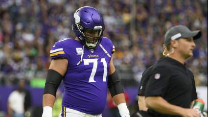 Vikings Left Tackle Riley Reiff Faces Ultimatum With Team