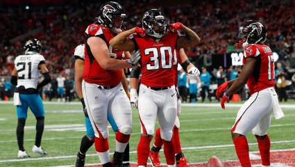Atlanta Falcons RB Buys His Dad a House [LOOK]