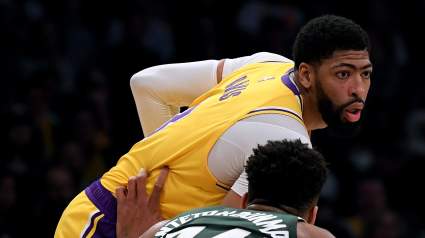 Agent Casts Doubt on Anthony Davis Signing Long-Term Lakers Deal