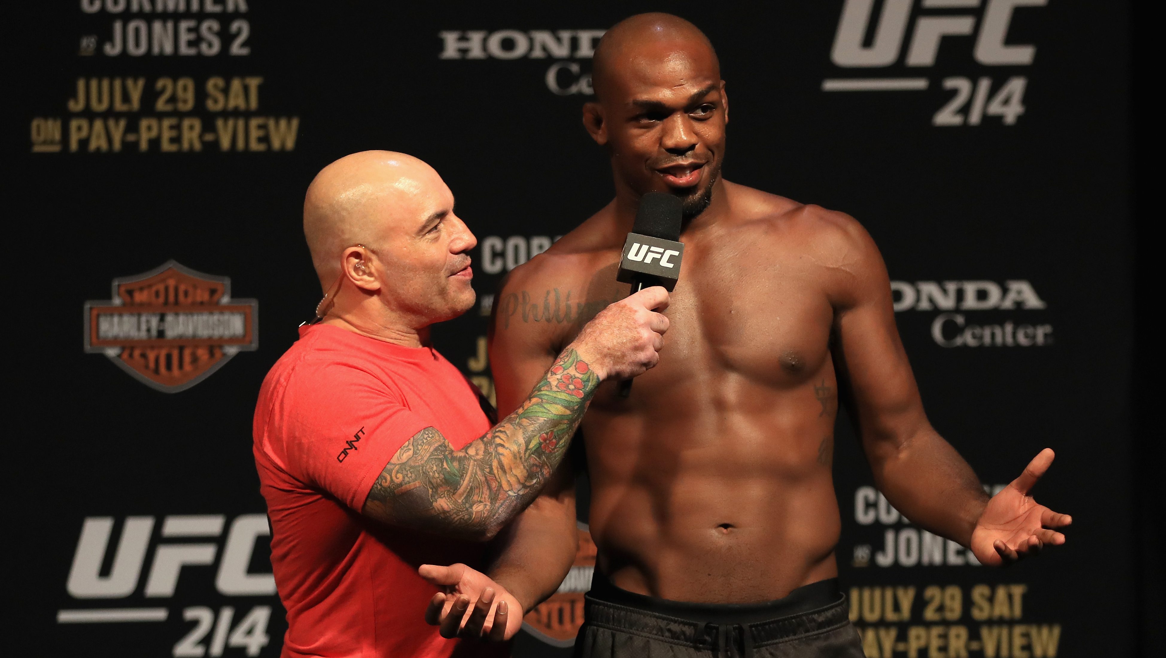 UFC News: Francis Ngannou takes hilarious shot at Jon Jones