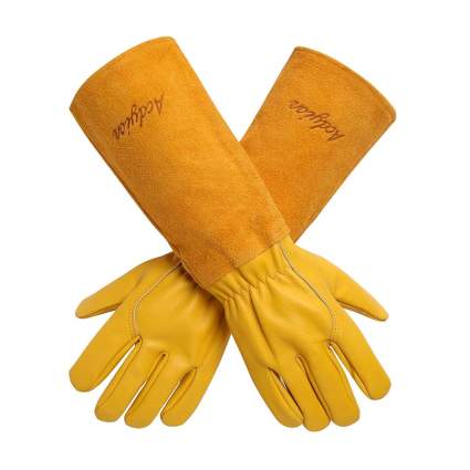 leather garden gloves with gauntlet