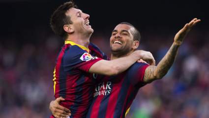 Barcelona Legend Dani Alves Offers Messi Advice to Sergino Dest