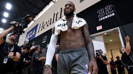 Lakers Return to Practice, LeBron James Shows off Gray Beard [LOOK]