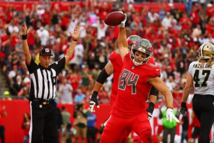 Buccaneers Tight End Recovers From COVID-19