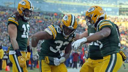 Packers’ Aaron Jones Takes on NFL Hall of Famer in Family Feud [WATCH]