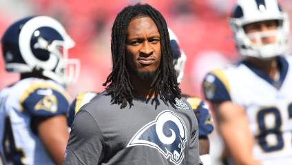 Skeptical Todd Gurley Arrives at Falcons Facility for Testing