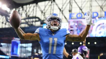 Marvin Jones Shows off Incredible Voice in Lions Team Meeting [WATCH]