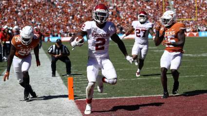 Rookie WR CeeDee Lamb Unveils Hype Photo at Cowboys Facility [LOOK]