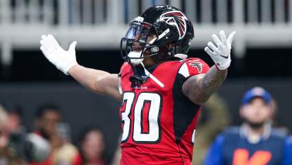 Falcons Backup RB Argues Pitt Ranks Above Georgia