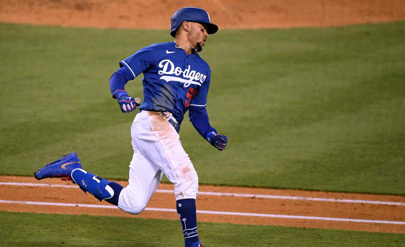 How to Stream Giants vs Dodgers Opening Day Online