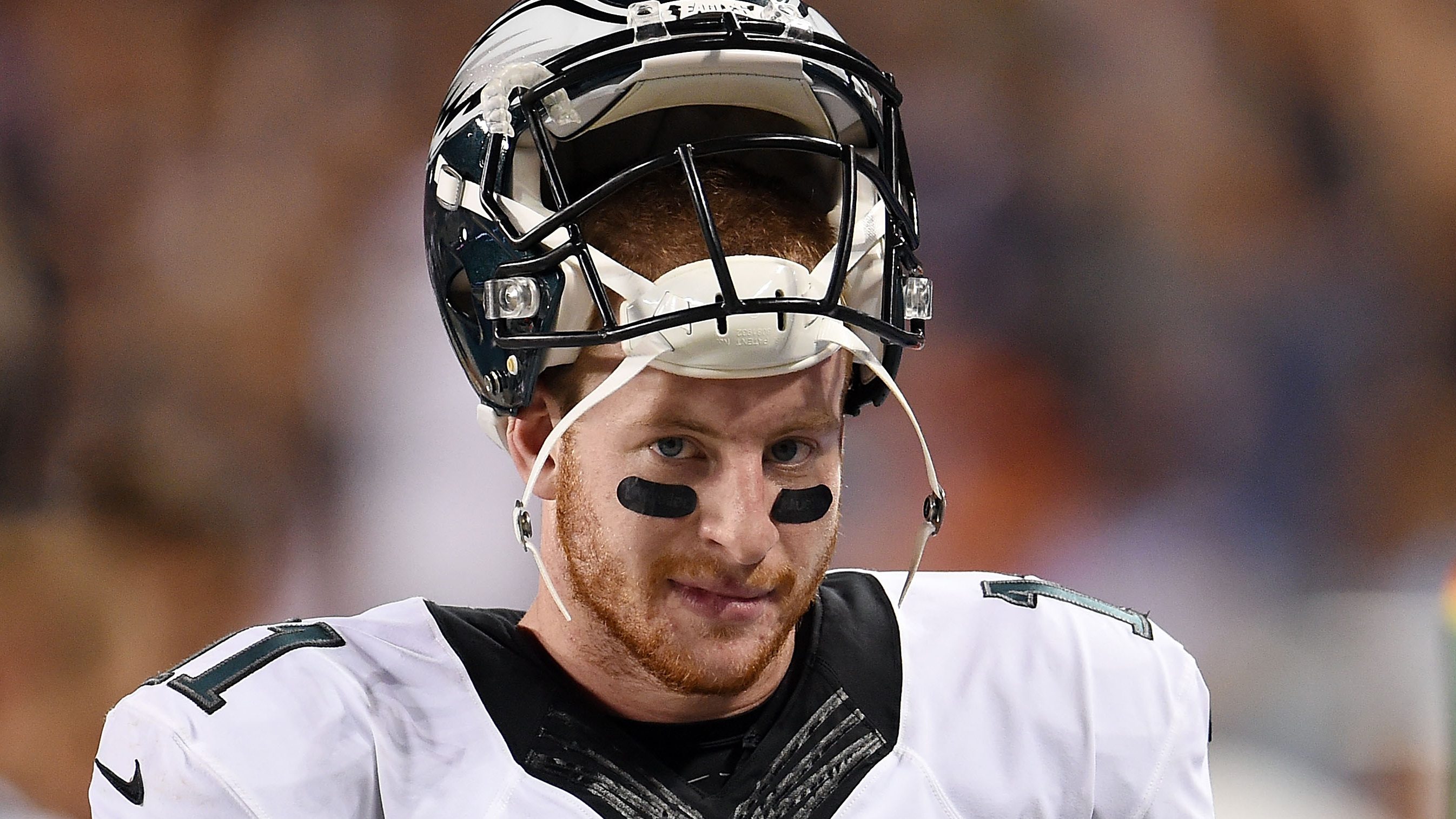 Ex-Eagles QB Carson Wentz working out in strange uniform pairing