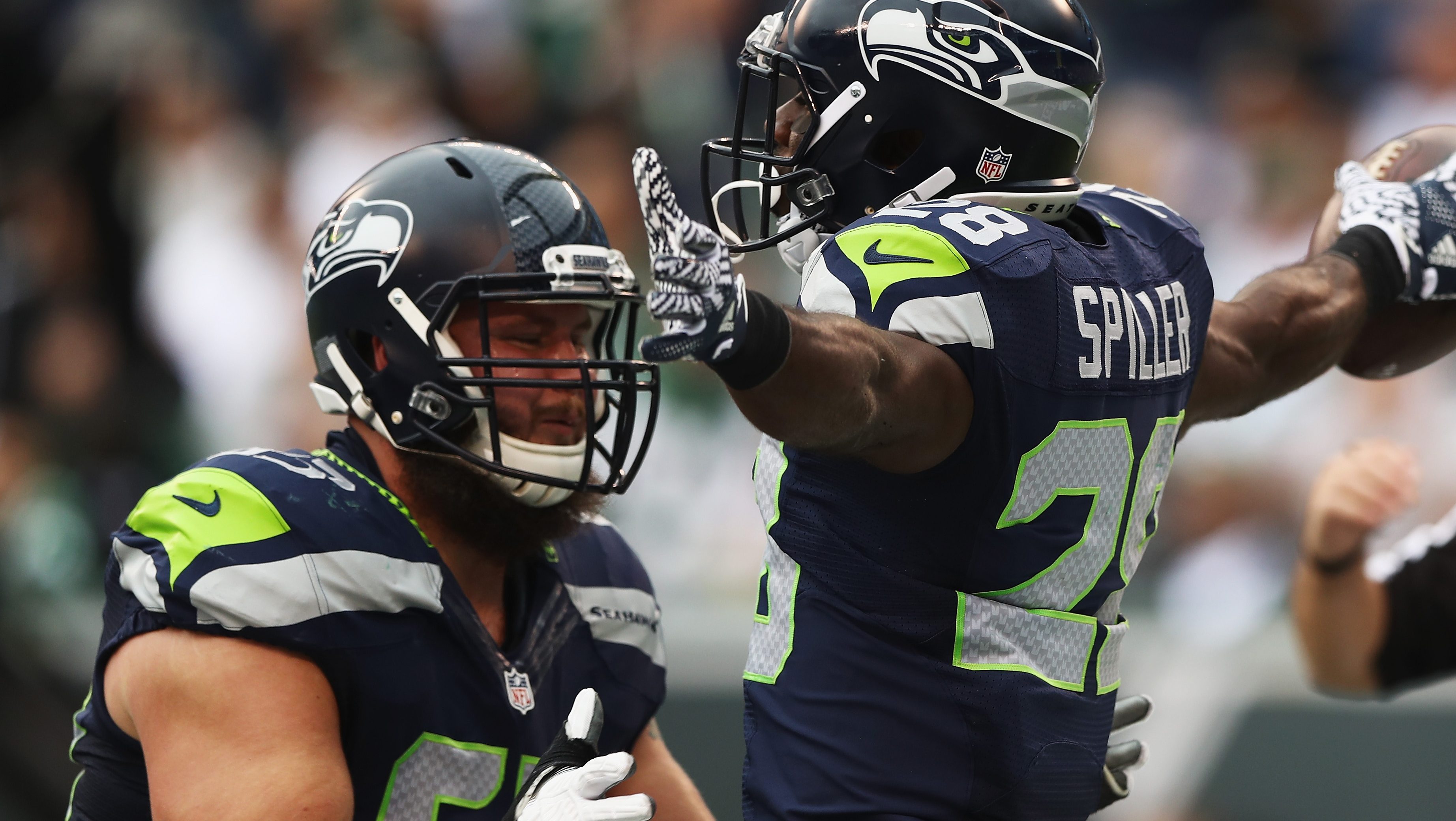 Seahawks Cut Former Starting Center & 8 Additional Players