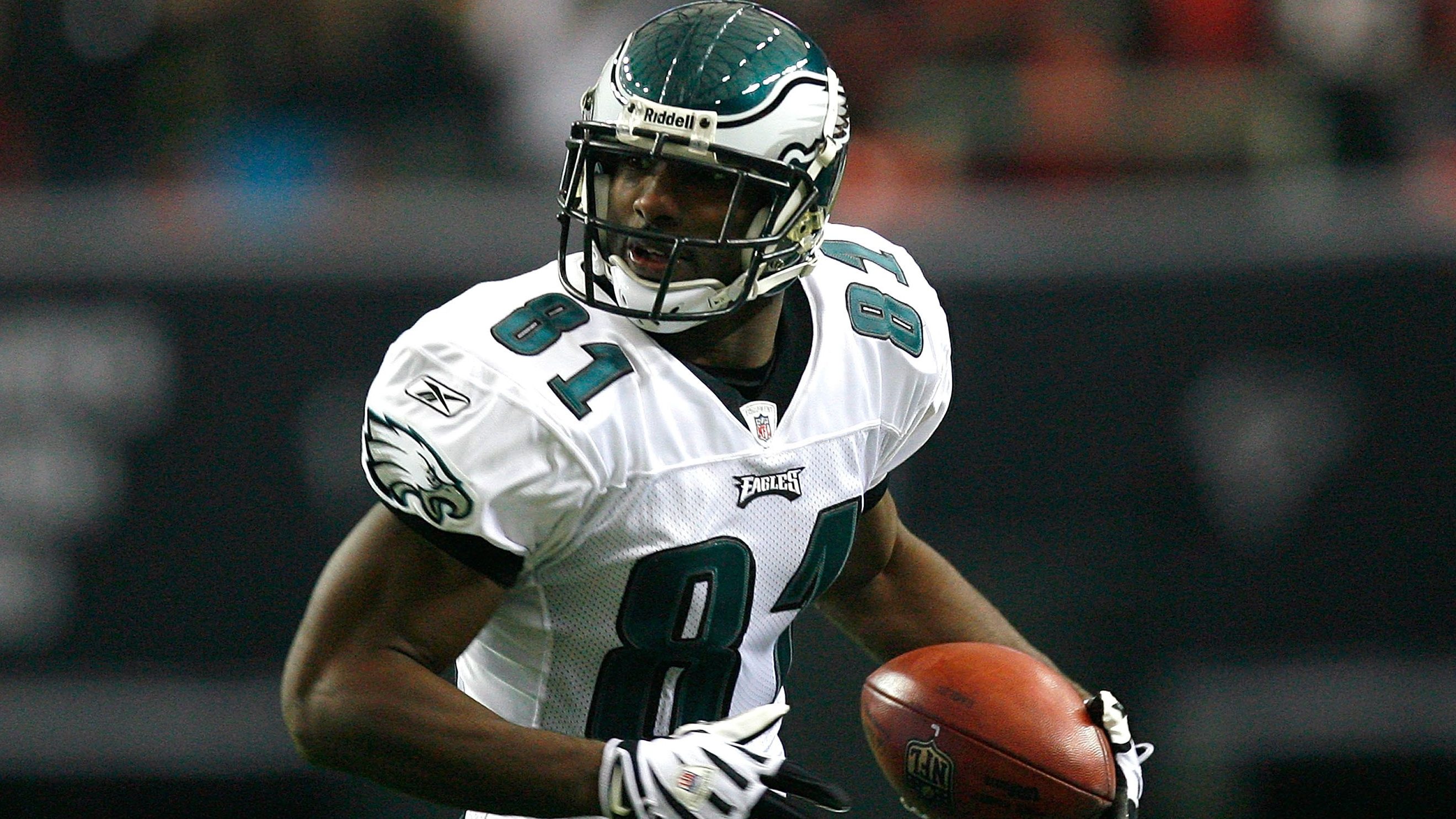 Philadelphia Eagles wide receiver Jason Avant (81) makes the