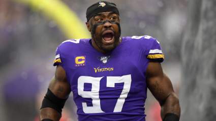 Everson Griffen Tracks Down Ezekiel Elliott in Cowboys Practice Debut [LOOK]