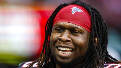 Falcons DE Takk McKinley Straying Away From McDonald’s, Popeyes