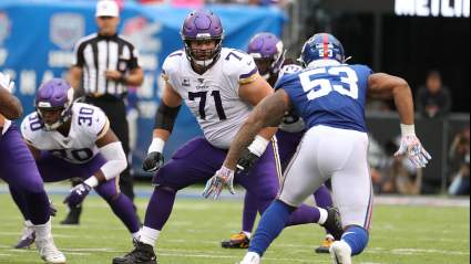 Eagles Dodge Major Bullet After ‘Average’ Vikings LT Takes Pay Cut