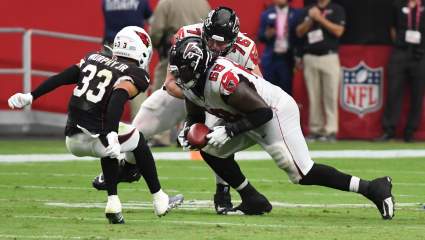 Falcons Guard Will Enter Concussion Protocol: Report