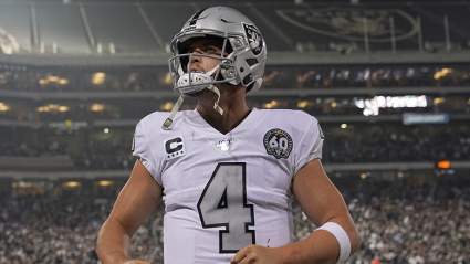 Raiders QB Derek Carr Sends Stern Message to the NFL Ahead of Season
