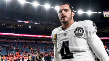 Raiders Legend Calls out Derek Carr With Brutally Honest Comments