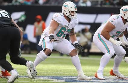 Chiefs to Sign Second Ex-Dolphins Starter After Adding Former Safety